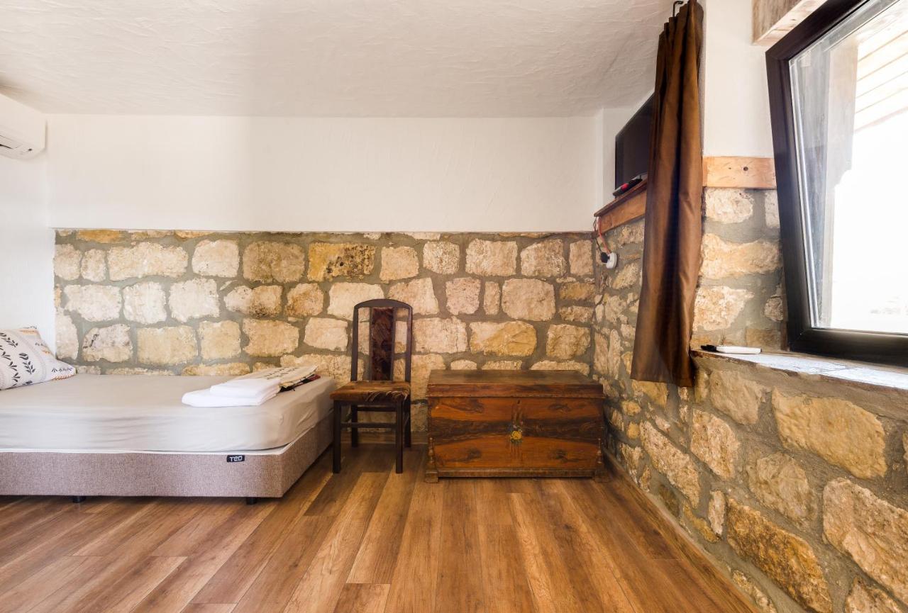 Guest House Hristova Kashta - Христова Къща Cherni Vrŭkh Exterior foto